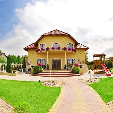 Rezydencja Szmaragdowy Ogrod Konstantynów Łódzki Esterno foto